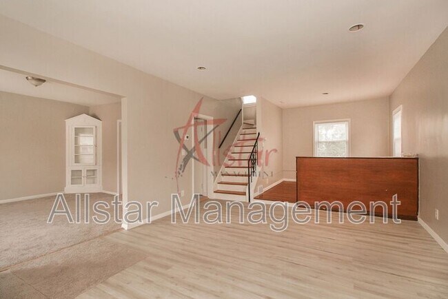 Foto del edificio - 3085 Somerton Rd