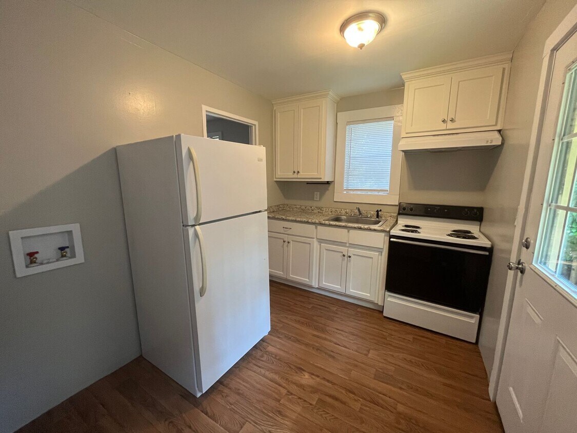 2415 Knox Dr Unit 2415 Knox Dr. Valdosta GA 31601, Valdosta, GA 31602