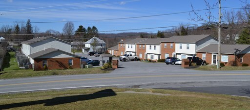 Building Photo - 550 W Cumberland Rd