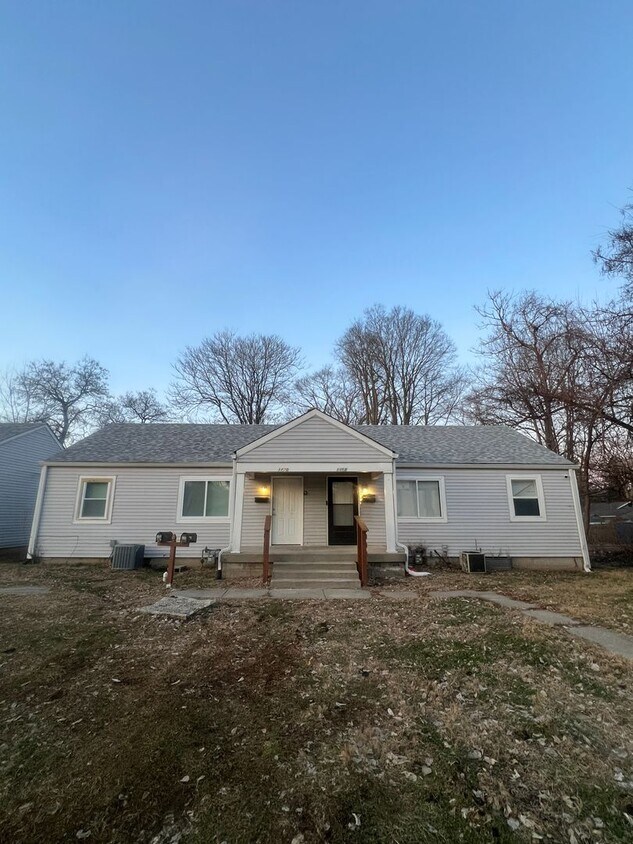 Photo - 1468 W 32nd St