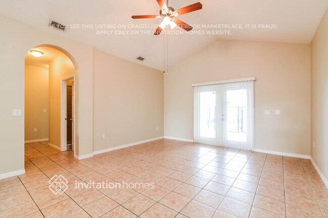 Building Photo - 878 Terranova Rd