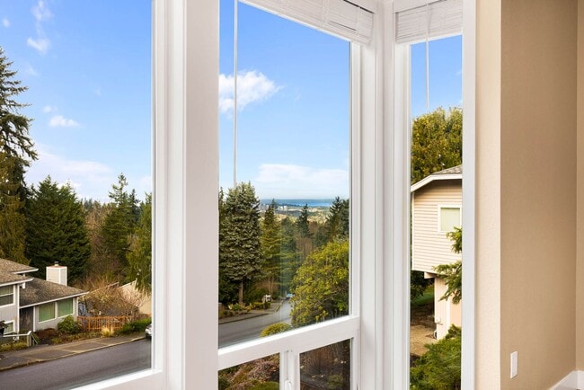 Foto del edificio - 4758 153rd Ave SE