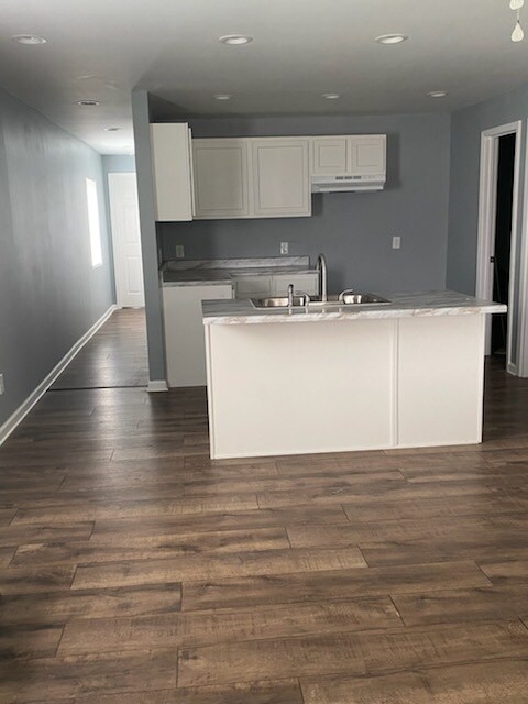 Foto principal - 2710 17th St S