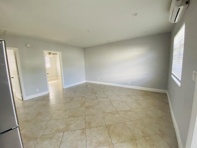 Foto del edificio - 214 SW 15th St