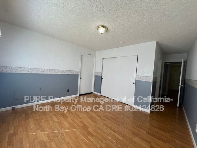 Building Photo - 1074 Albright Pl