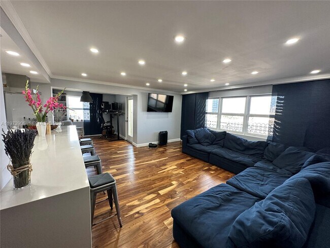 Foto del edificio - 401 Golden Isles Dr