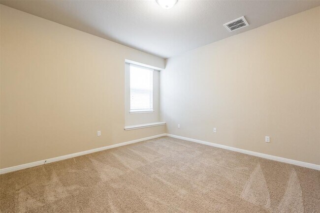 Building Photo - 16425 Vescovo Ln