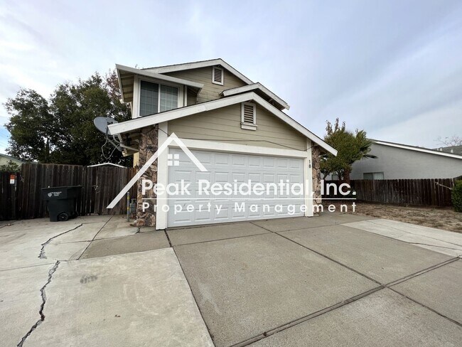 Foto del edificio - 4 br, 3 bath House - 18 Vidmar Ct
