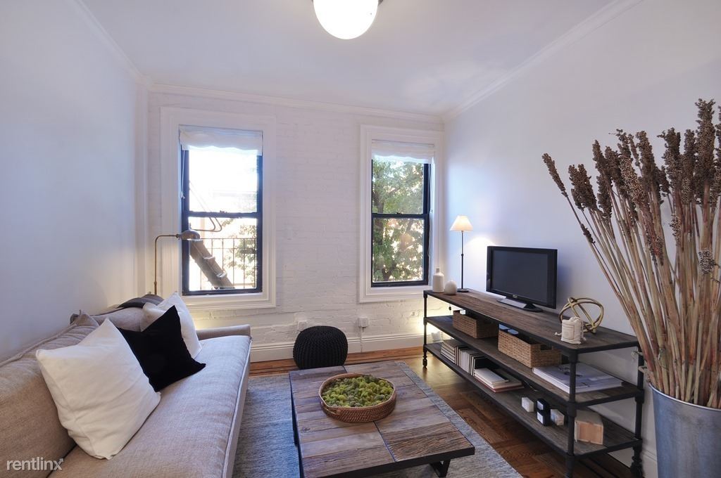 Foto del edificio - 2439 38th St