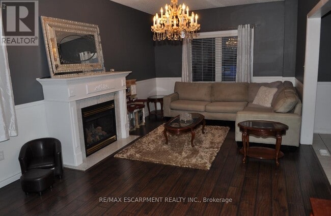 Photo du bâtiment - 52 Arlington Dr