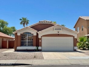 Building Photo - 1161 W Lark Dr