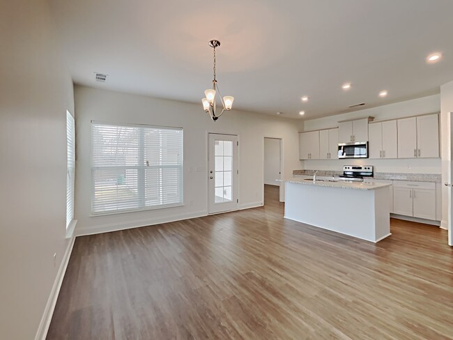 Foto del edificio - 5242 Tupelo St