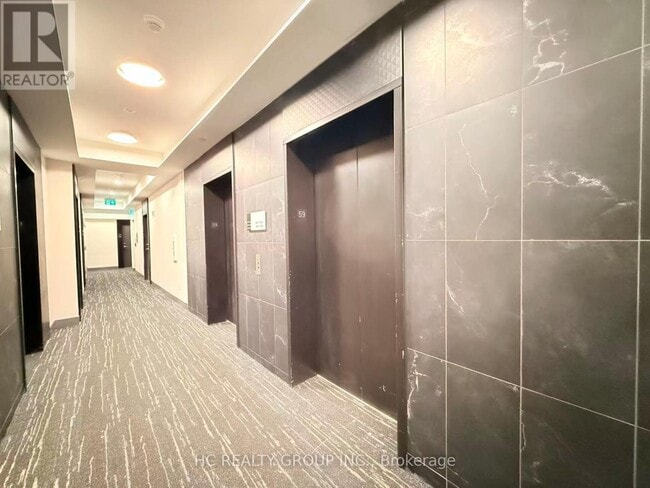 Building Photo - 8 Wellesley St W