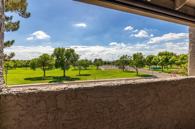 Building Photo - 4444 E Paradise Vlg Pkwy S