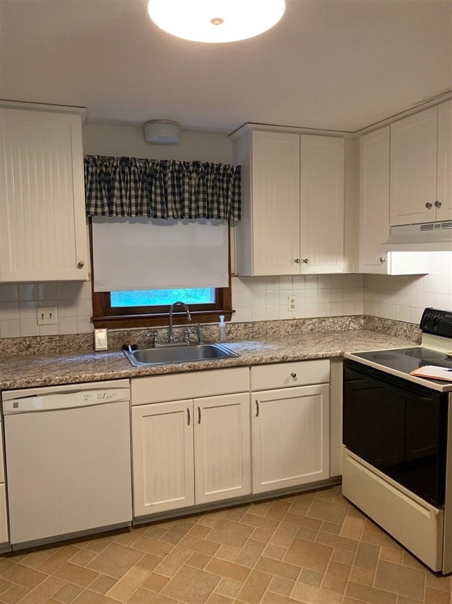 16 Midridge Cir, Londonderry, NH 03053 Townhome Rentals in Londonderry NH