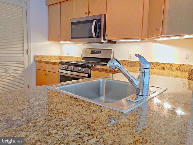 Foto del edificio - 631 D St NW