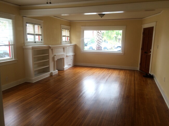 Living Room, from dining area - 3711 E 4th St