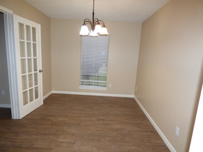 Foto del edificio - 1242 Park Ln