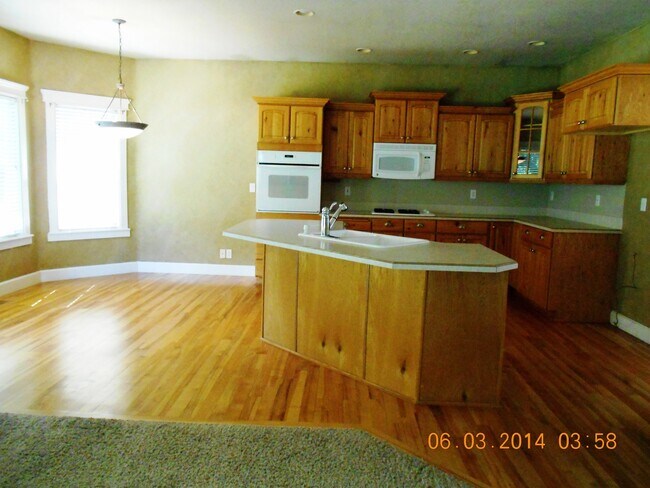Foto del edificio - NW Boise 4 Bedroom Home for Rent