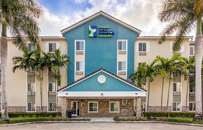 Foto del edificio - Furnished Studio-Fort Lauderdale - Airport...
