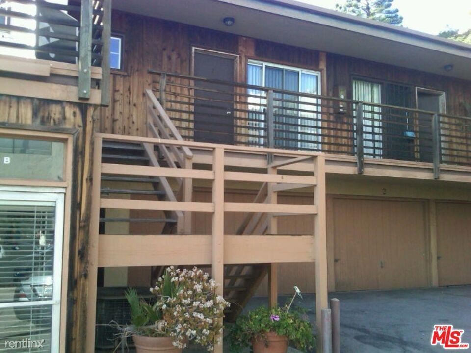 Primary Photo - 2 br, 1 bath Condo - 21361 Pacific Coast H...