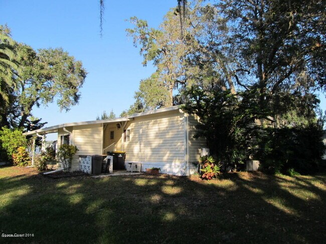 Foto del edificio - 331 Holiday Park Blvd NE