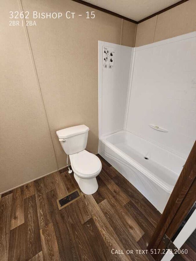 Foto del edificio - 3262 Bishop Ct