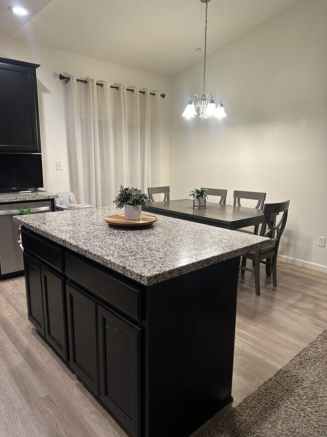 Foto del edificio - 799 W Brown Ave