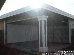 Building Photo - 1310 Coldwater Dr