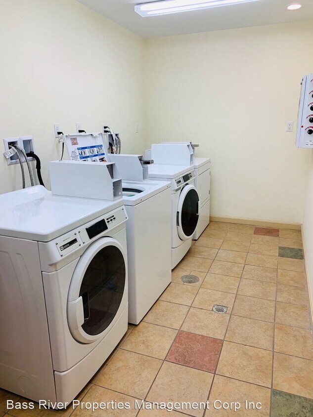 Foto del edificio - 1 br, 1 bath House - 47 RT 134