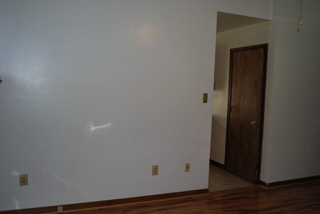 Building Photo - Big Rancher with tons of storage