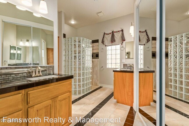 Building Photo - 2 br, 2 bath House - 11241 E Lakeview Circle