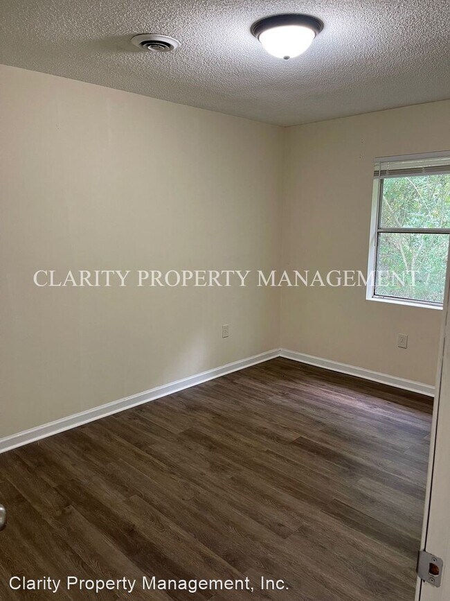 Building Photo - 2 br, 1 bath House - 2750 J Mack Circle SW...