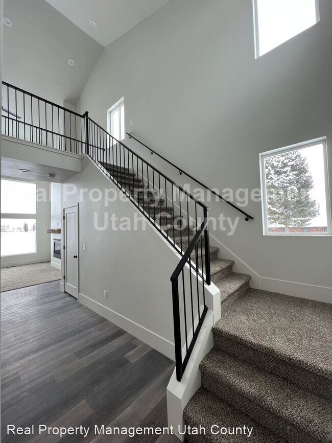 Foto del edificio - 3 br, 2.5 bath House - 181 S 250 E Unit B