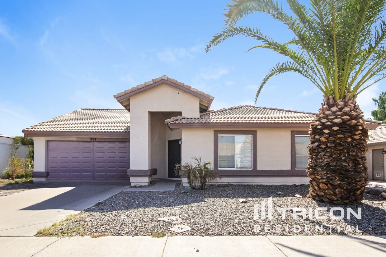 Foto principal - 1271 S Crossbow Pl