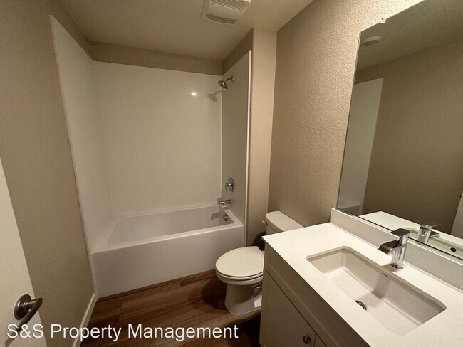 Building Photo - 2 br, 2 bath House - 4099 Liverpool St.