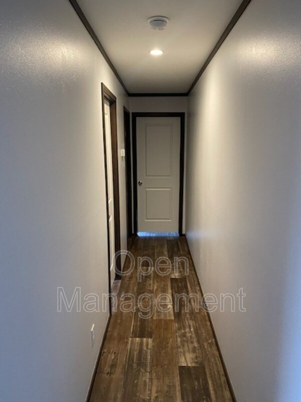 Foto del edificio - 4511 Dirt Rd