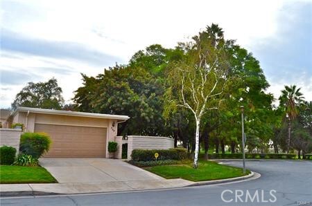 Foto principal - 720 Pebble Beach Dr