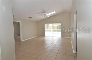 Building Photo - 8008 Aspencrest Ct