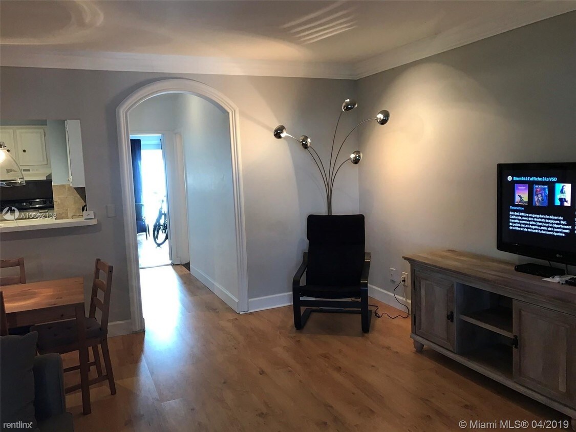 Building Photo - 1 br, 1 bath  - 600 Layne Blvd # 1
