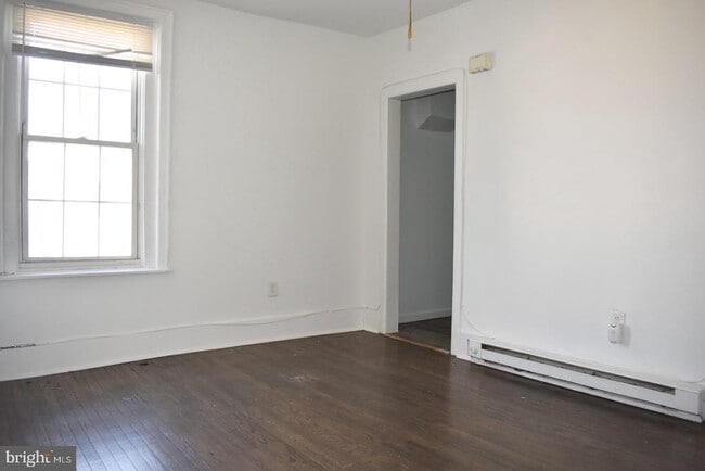 Foto del edificio - 6031 Market St