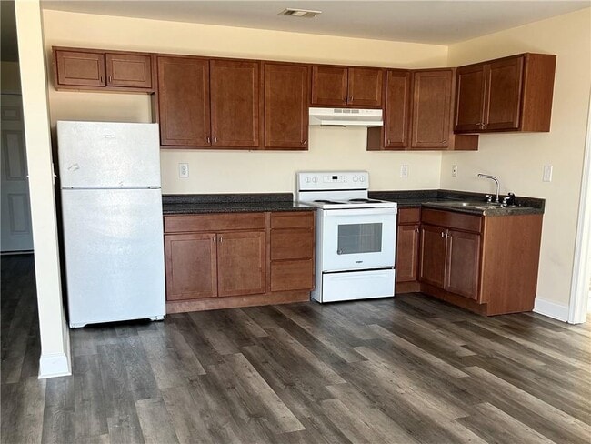 Foto del edificio - 133 Ronald Pride Blvd