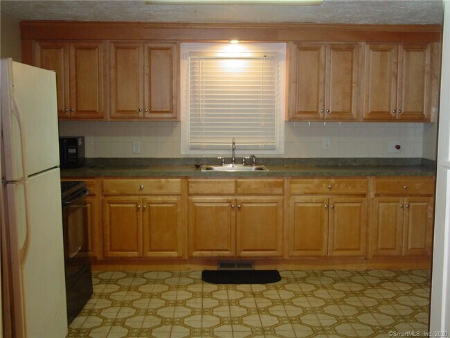 Building Photo - 65 Harvard Ave