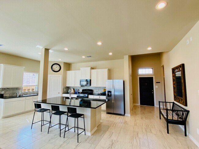 Foto del edificio - 4715 Purple Fountain Dr