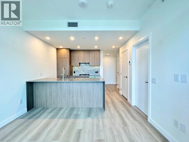 Photo du bâtiment - 626-2626 Claremont St