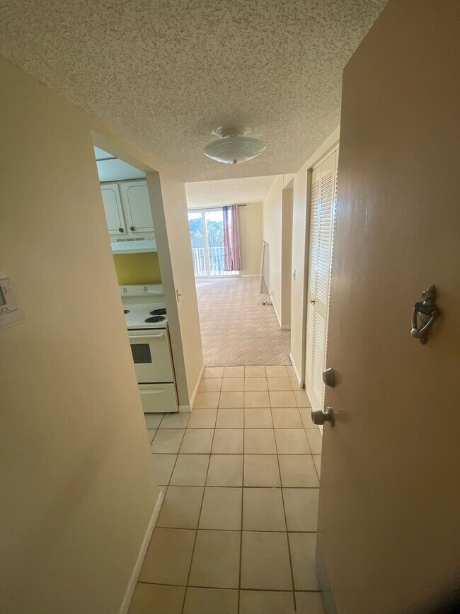 Foto del edificio - 480 Executive Center Dr