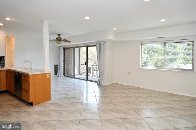 Foto del edificio - 12415 Braxfield Ct