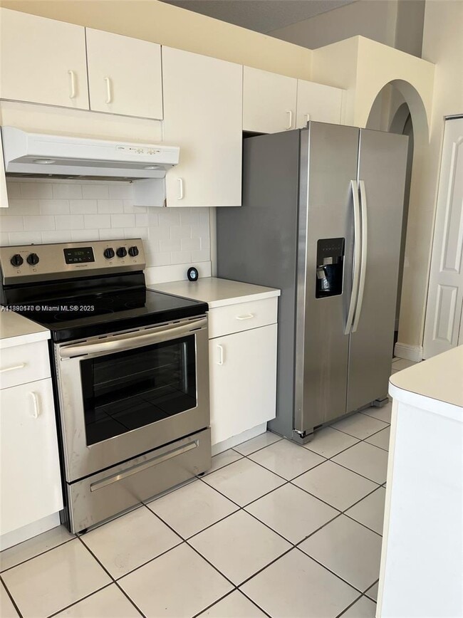 Foto del edificio - 9928 NW 29th Terrace