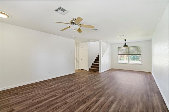 Foto del edificio - 12300 Innes View Rd