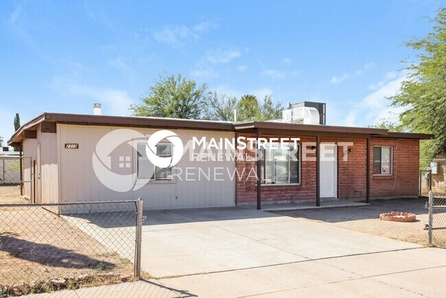 Foto del edificio - 3 Bedroom Pet-Friendly Home in Tucson, AZ ...
